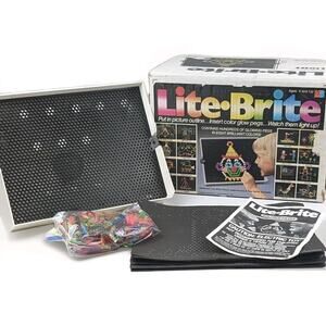 Vintage 1986 Lite Brite Milton Bradley WORKING w Box Pegs Patterns Tested